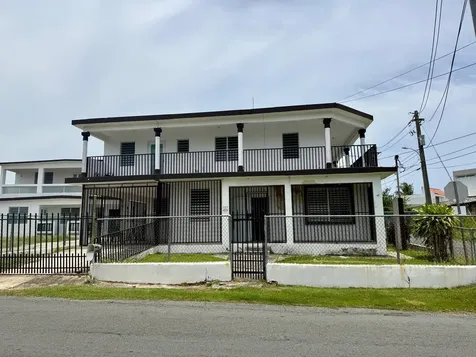 53 Calle Saturno Com Sandin Vega Baja PR 00693
