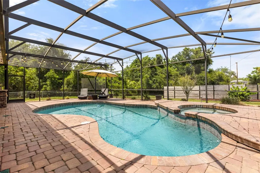 660 Moss Point Cove Court Debary FL 32713