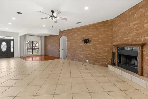660 Moss Point Cove Court Debary FL 32713