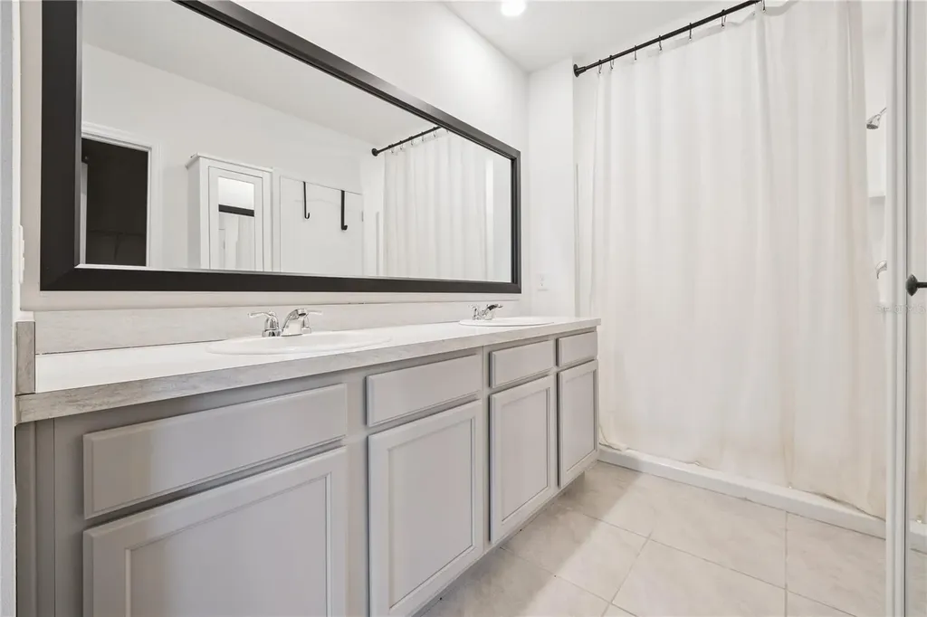 2698 Rowan Street Tavares FL 32778