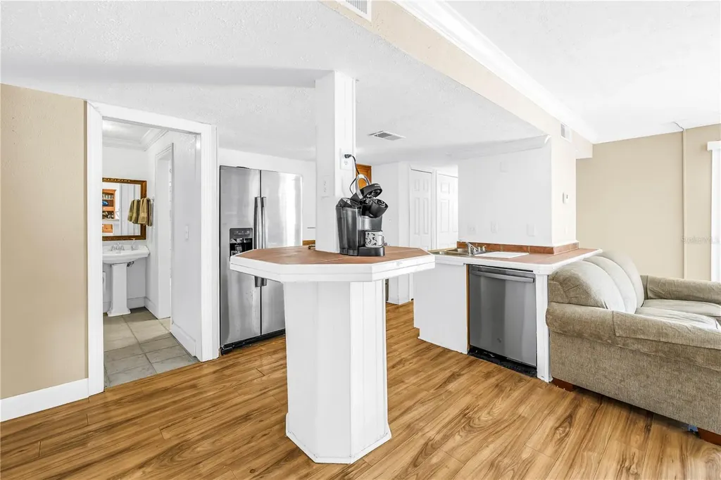 3580 41st Lane S St Petersburg FL 33711