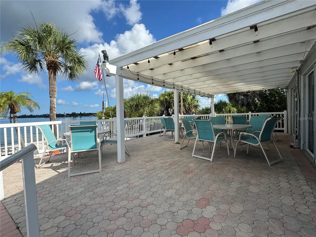 3580 41st Lane S St Petersburg FL 33711