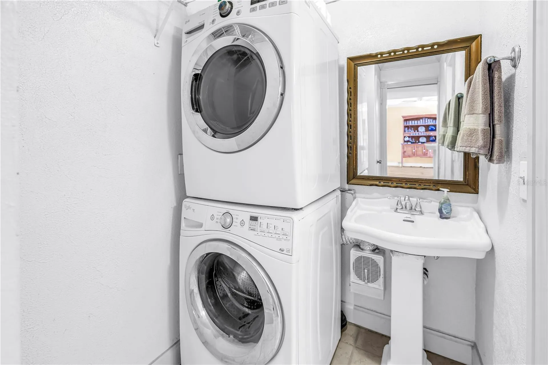 3580 41st Lane S St Petersburg FL 33711