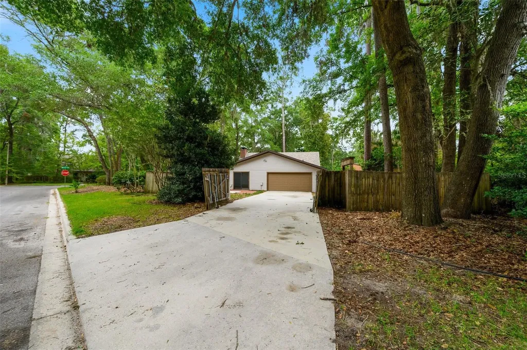 4216 NW 65th Terrace Gainesville FL 32606