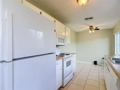 7536 St Andrews Boulevard Weeki Wachee FL 34613