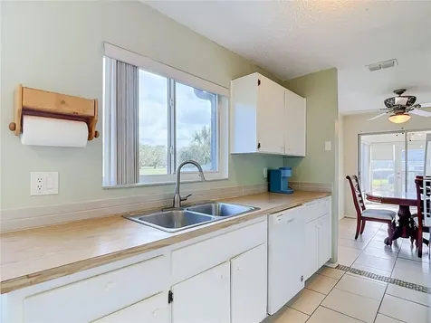 7536 St Andrews Boulevard Weeki Wachee FL 34613