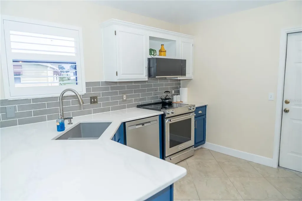 714 Bayhill Court Lady Lake FL 32159