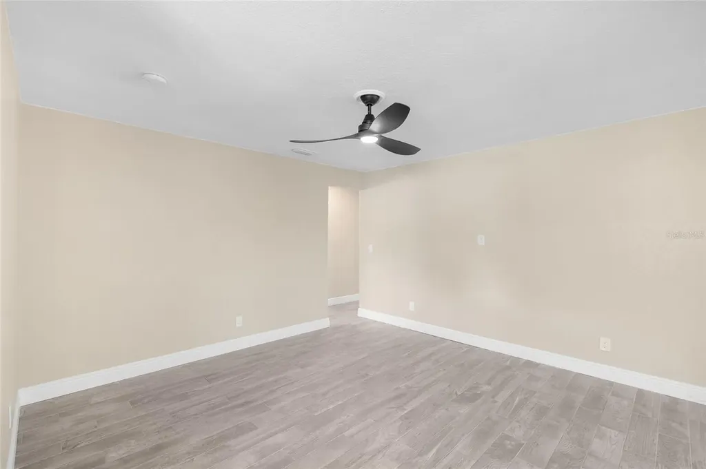 5901 Denver Street NE St Petersburg FL 33703