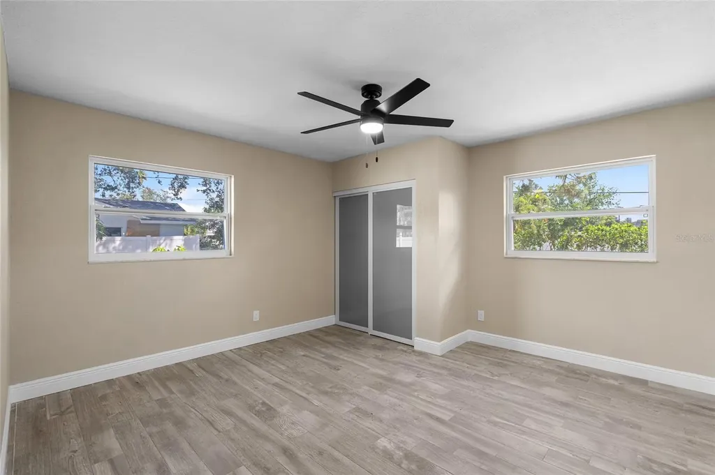 5901 Denver Street NE St Petersburg FL 33703