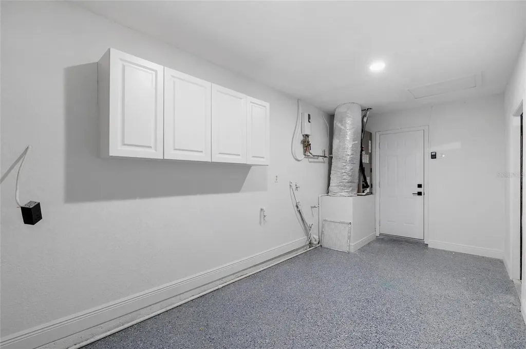 5901 Denver Street NE St Petersburg FL 33703