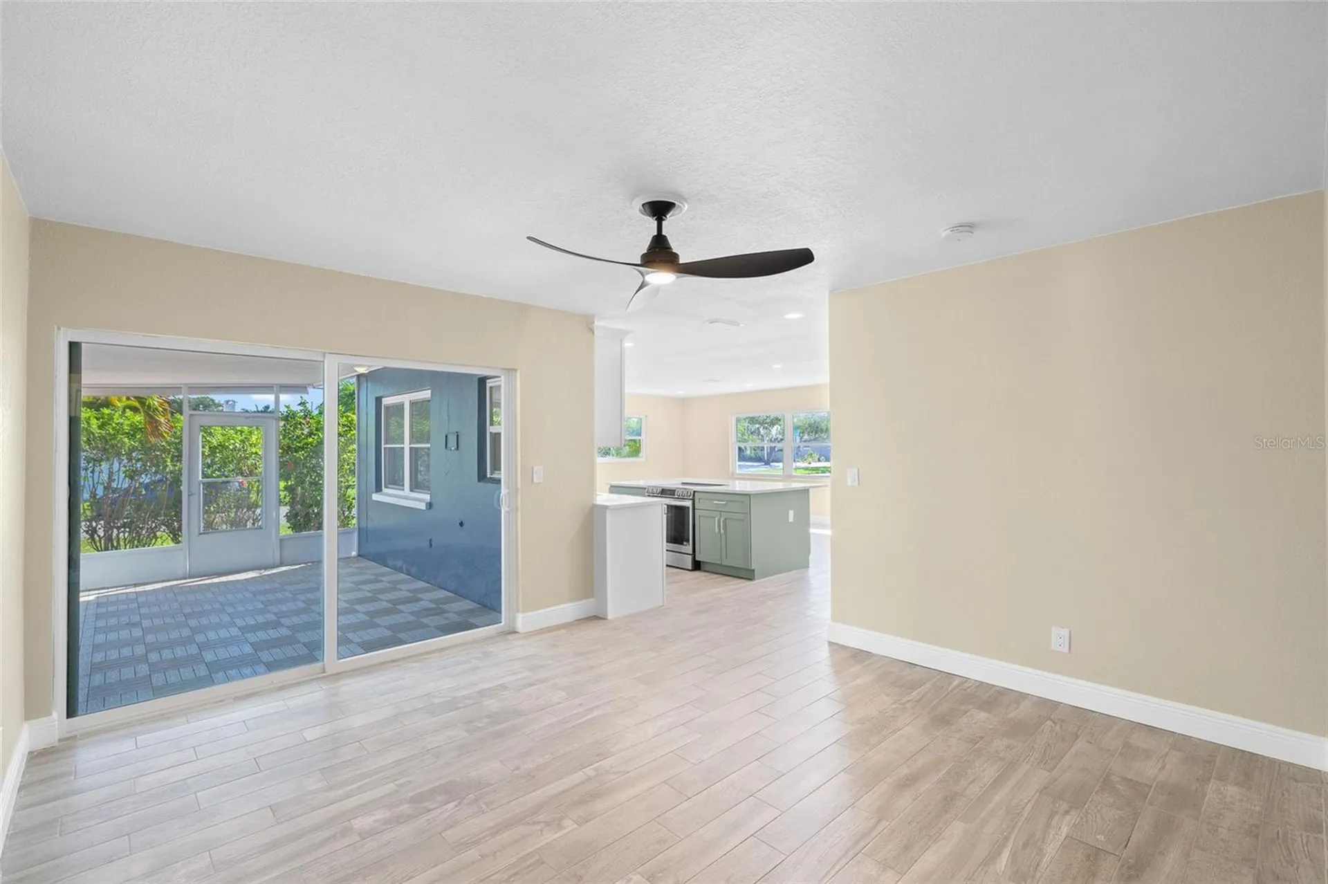 5901 Denver Street NE St Petersburg FL 33703