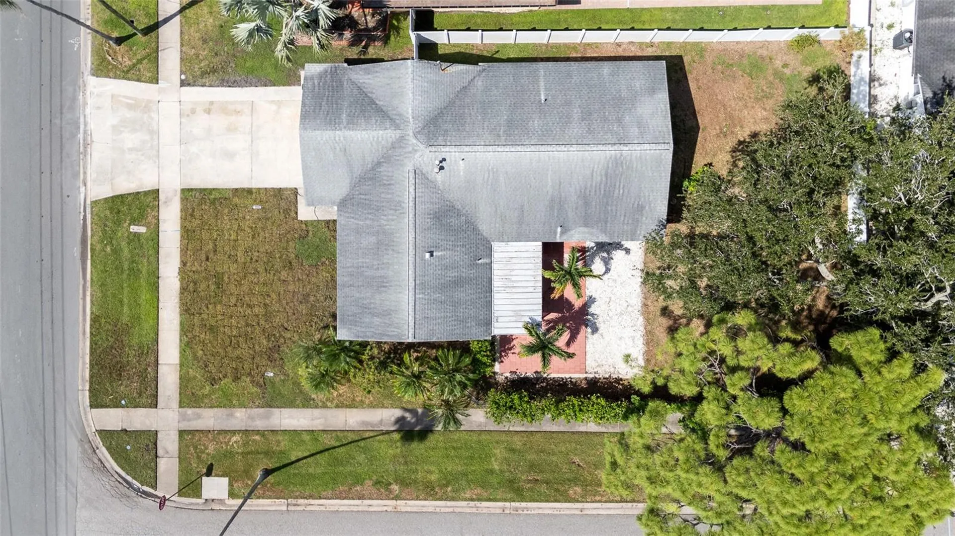 5901 Denver Street NE St Petersburg FL 33703