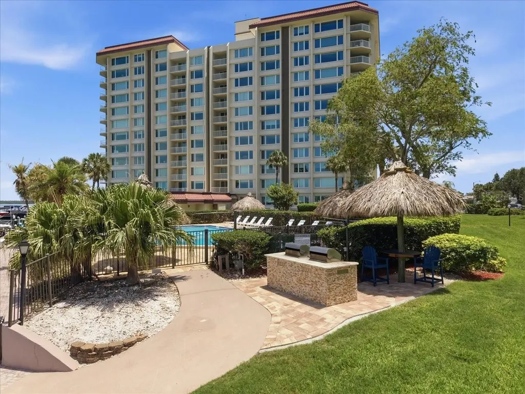 736 Island Way Clearwater Beach FL 33767