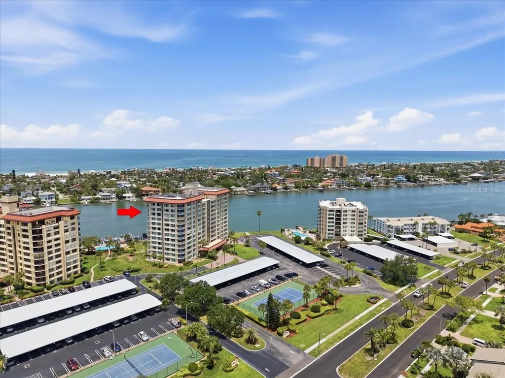 736 Island Way Clearwater Beach FL 33767