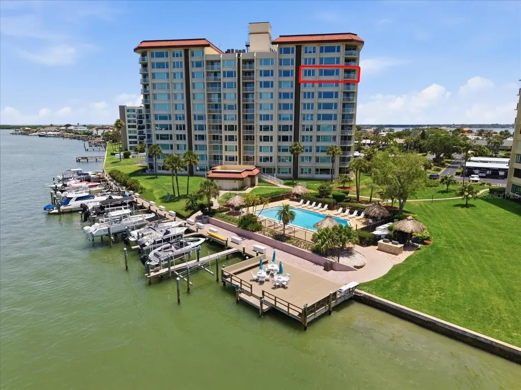 736 Island Way Clearwater Beach FL 33767