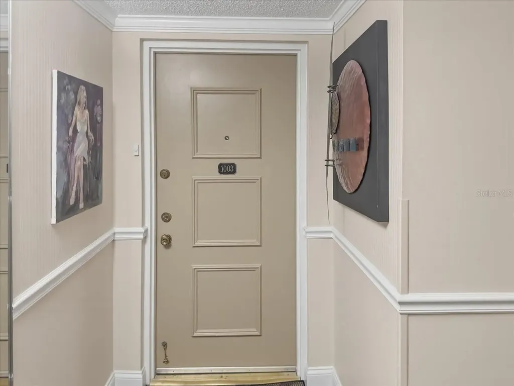 736 Island Way Clearwater Beach FL 33767
