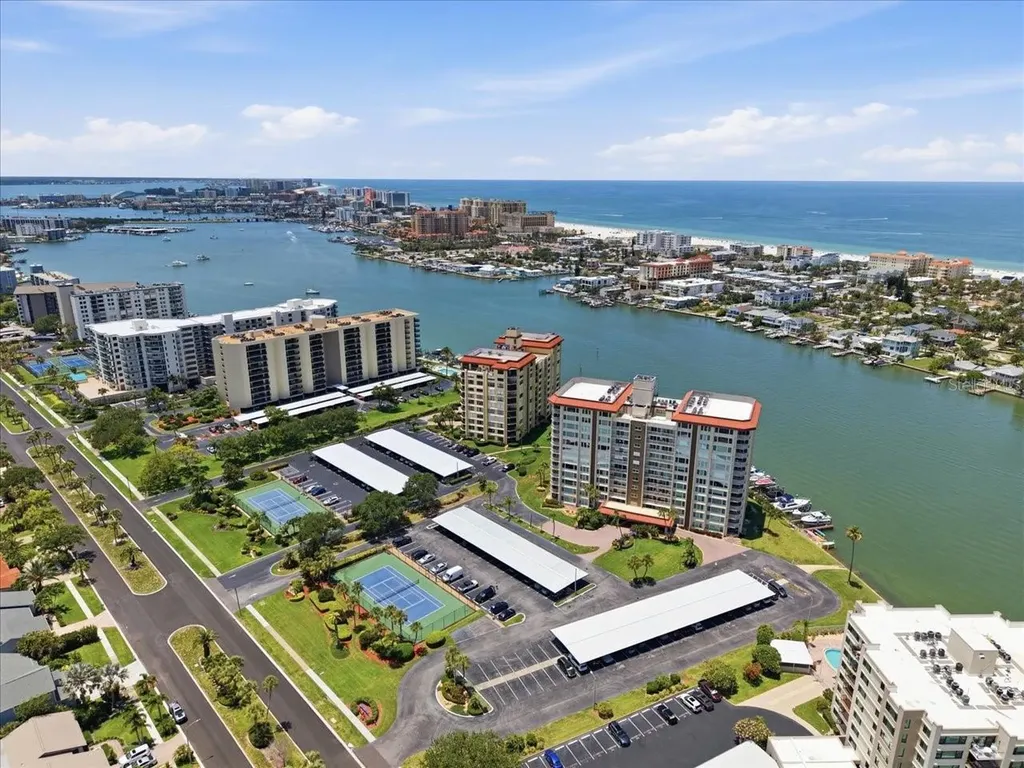 736 Island Way Clearwater Beach FL 33767