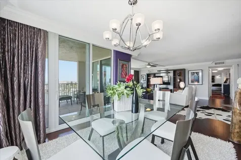 736 Island Way Clearwater Beach FL 33767