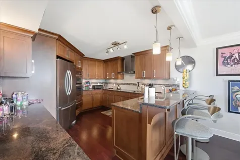 736 Island Way Clearwater Beach FL 33767