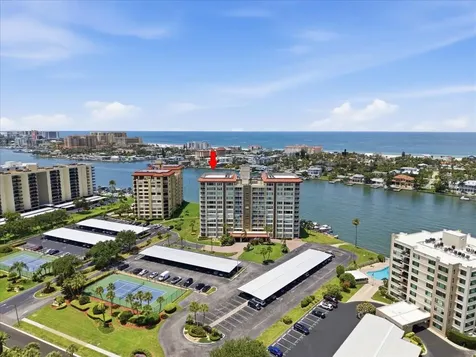 736 Island Way Clearwater Beach FL 33767