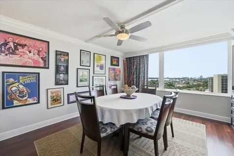 736 Island Way Clearwater Beach FL 33767