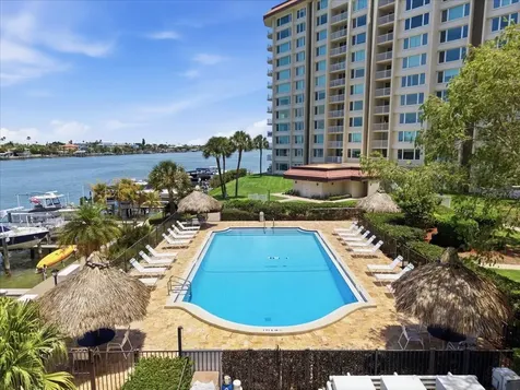 736 Island Way Clearwater Beach FL 33767