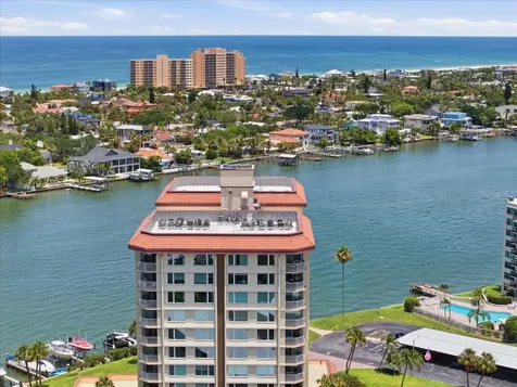 736 Island Way Clearwater Beach FL 33767