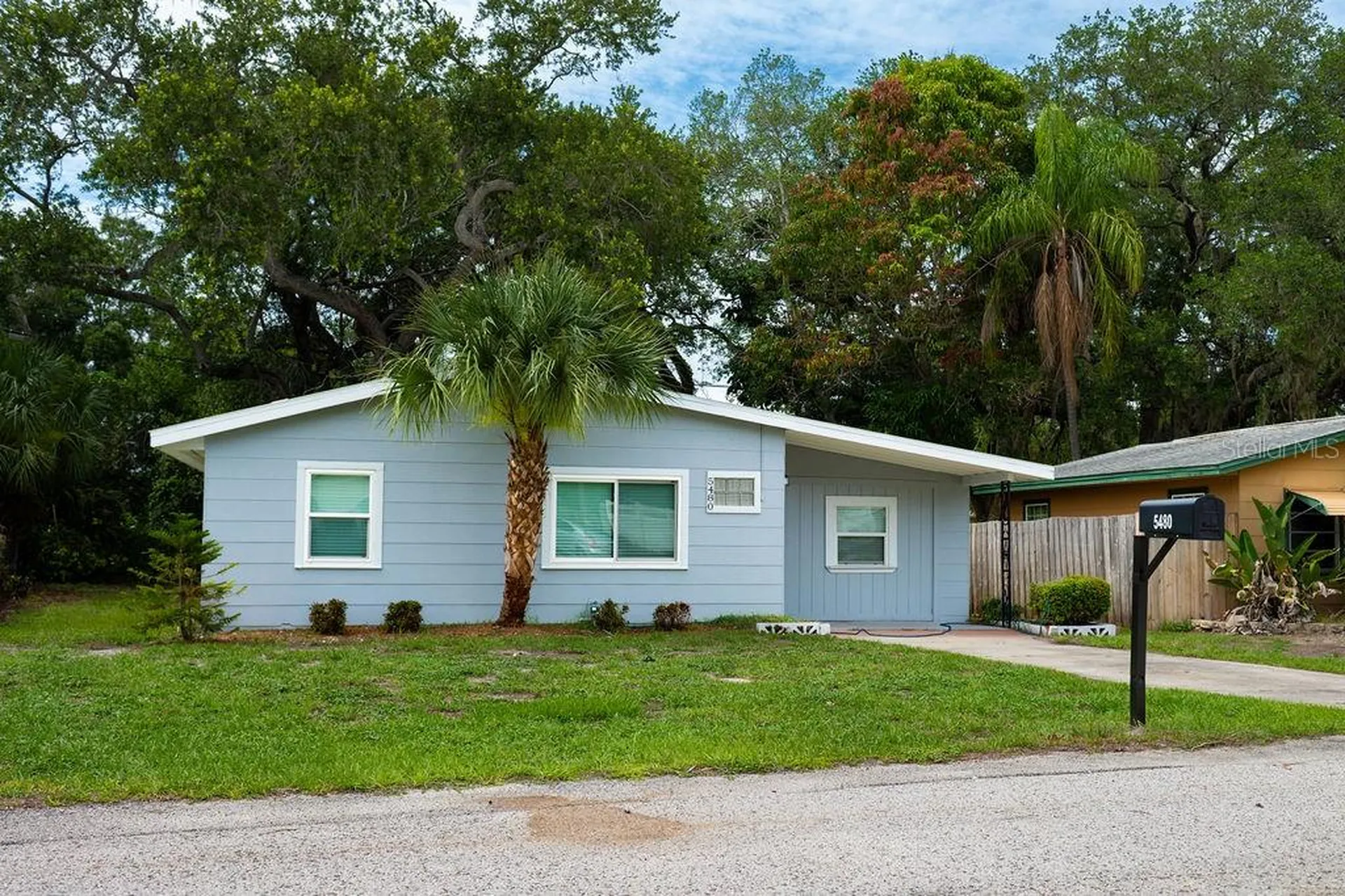 5480 70th Lane N St Petersburg FL 33709
