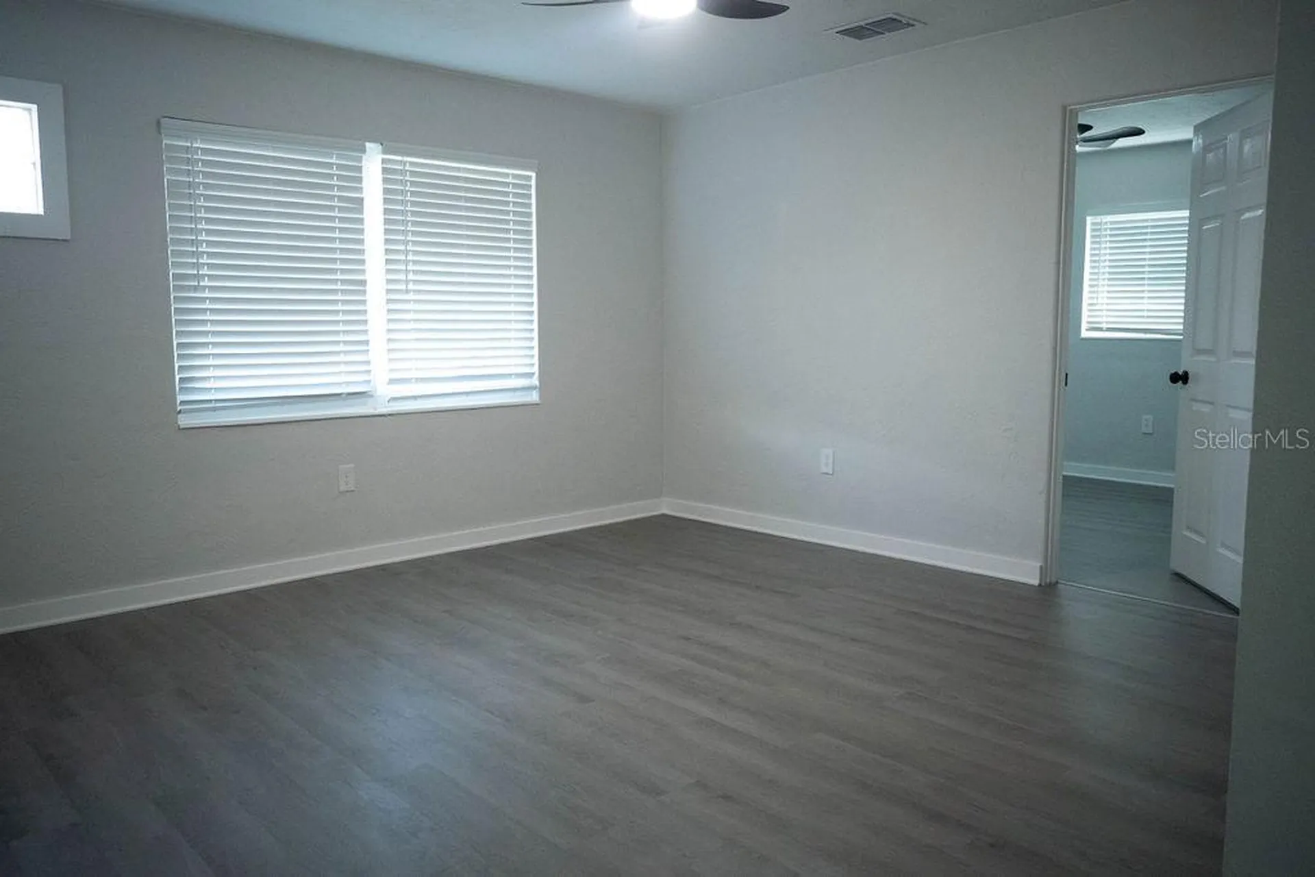 5480 70th Lane N St Petersburg FL 33709