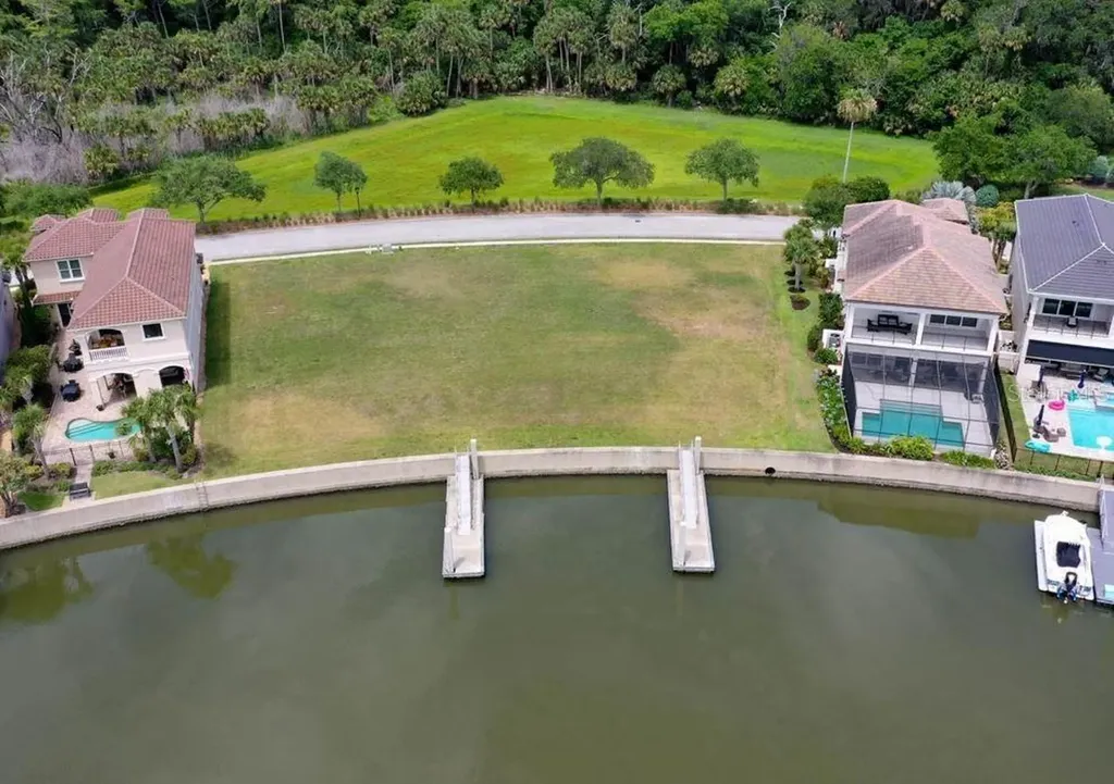 318 Harbor Village Point N Palm Coast FL 32137
