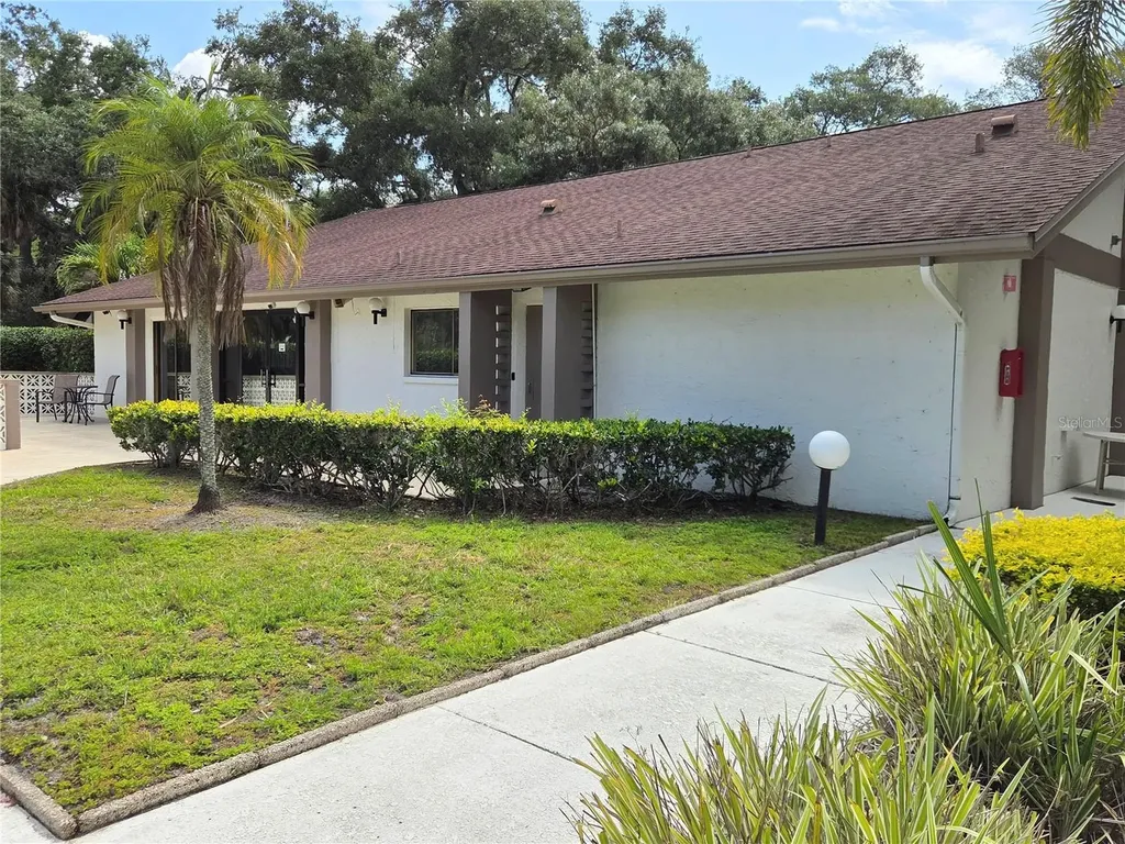 2367 Flanders Way Safety Harbor FL 34695