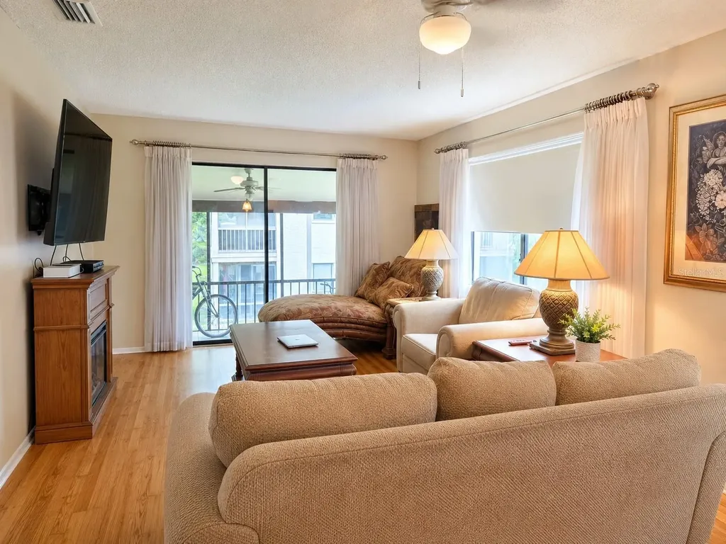 2367 Flanders Way Safety Harbor FL 34695