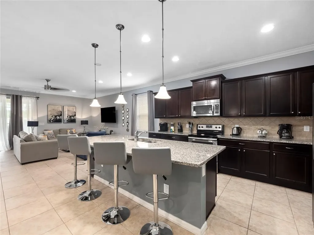 8825 Rhodes Street Kissimmee FL 34747