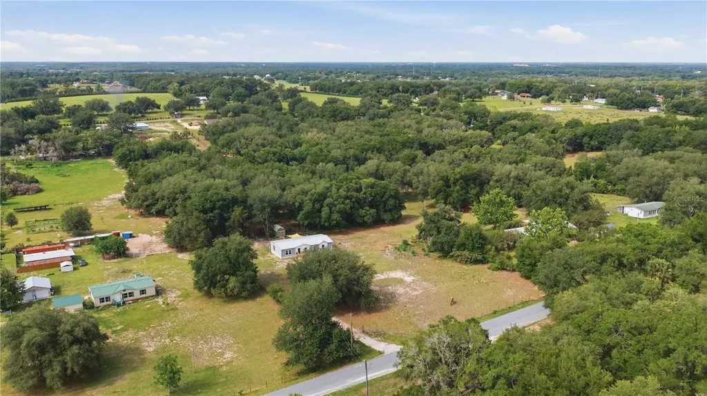 14450 SE Sunset Harbor Road Weirsdale FL 32195