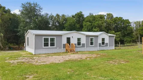 14450 SE Sunset Harbor Road Weirsdale FL 32195