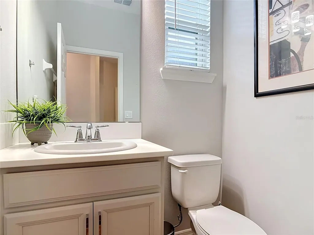 1235 Verdant Glade Place Aloma FL 32792