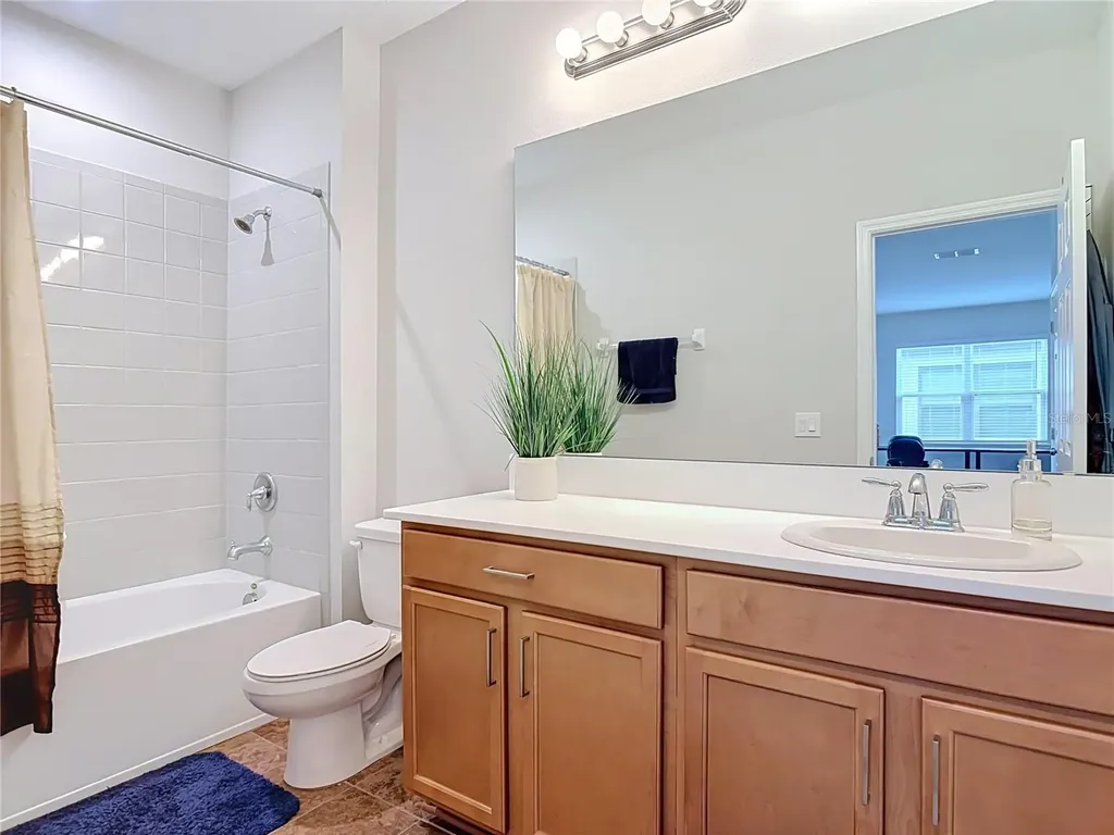 1235 Verdant Glade Place Aloma FL 32792