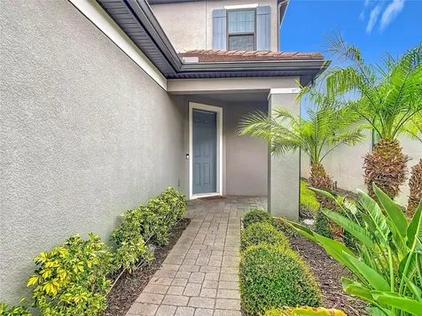 1235 Verdant Glade Place Aloma FL 32792