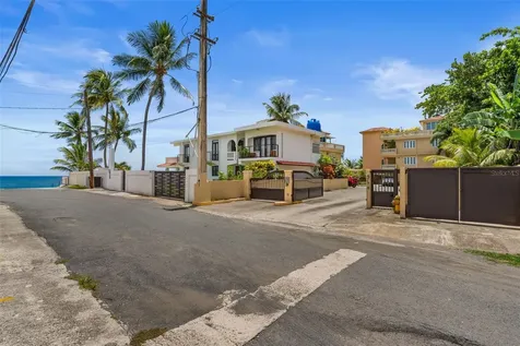 8 Condo Ocean View Castle Aguada PR 00602