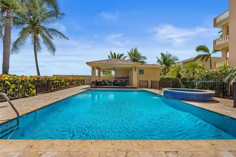 8 Condo Ocean View Castle Aguada PR 00602