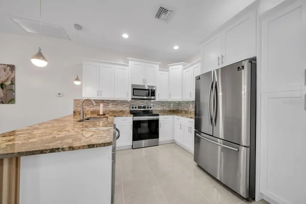 60 Floyd Avenue S Lehigh Acres FL 33976