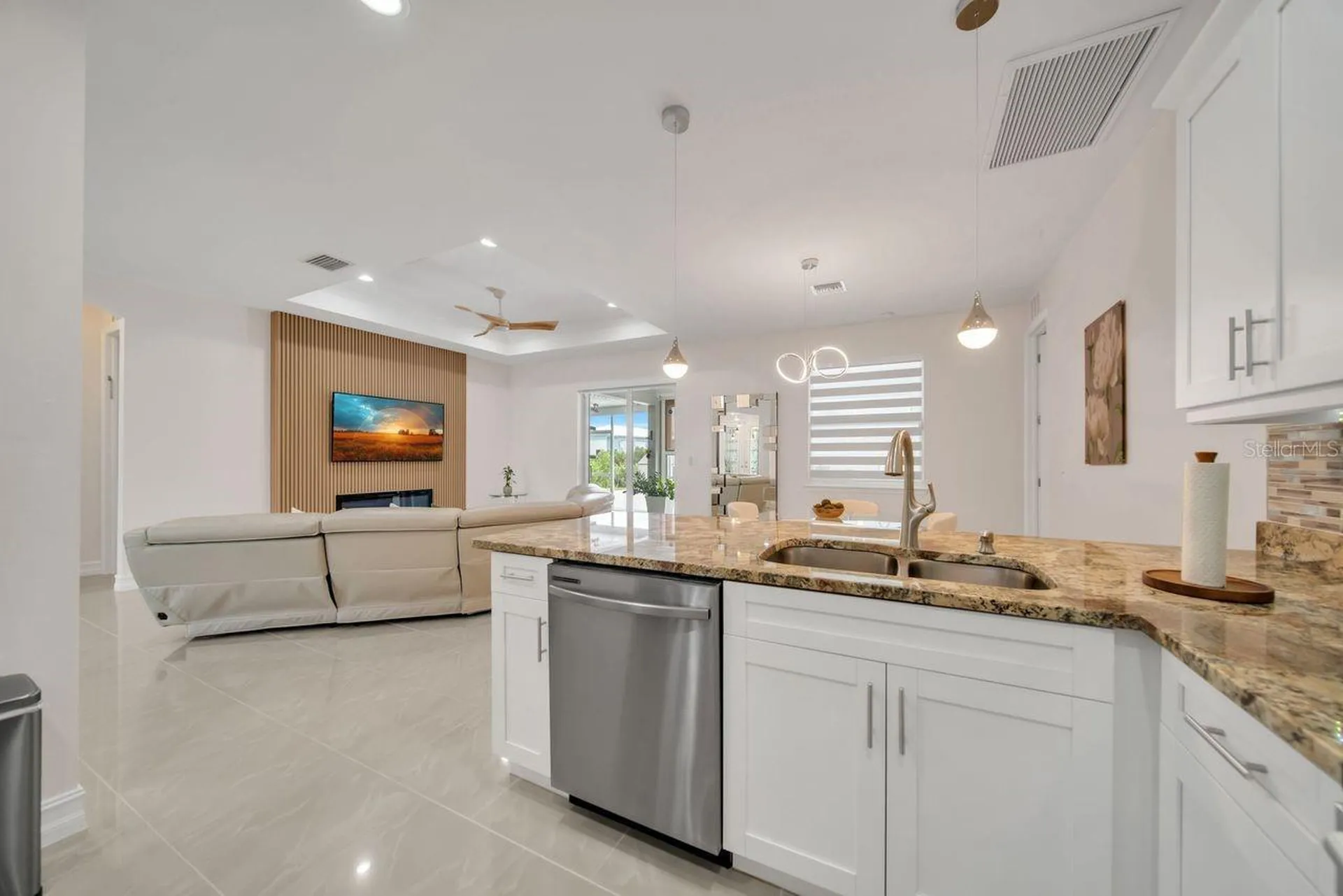 60 Floyd Avenue S Lehigh Acres FL 33976