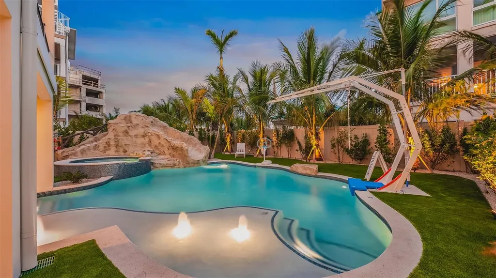 1142 Windsong Lane Sarasota FL 34242