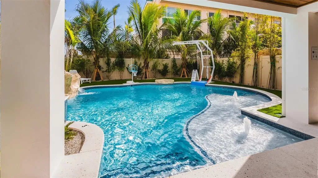 1142 Windsong Lane Sarasota FL 34242