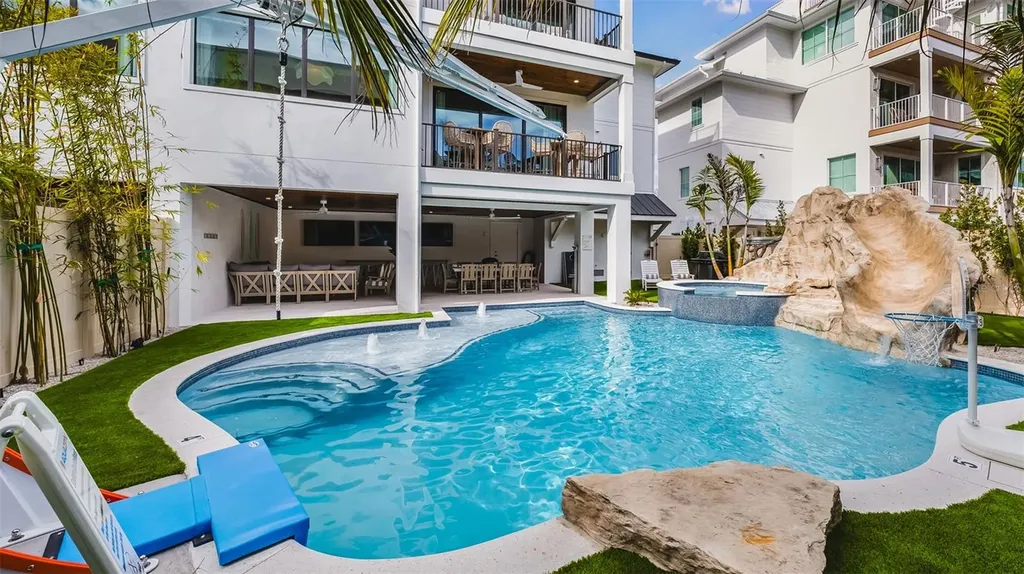 1142 Windsong Lane Sarasota FL 34242
