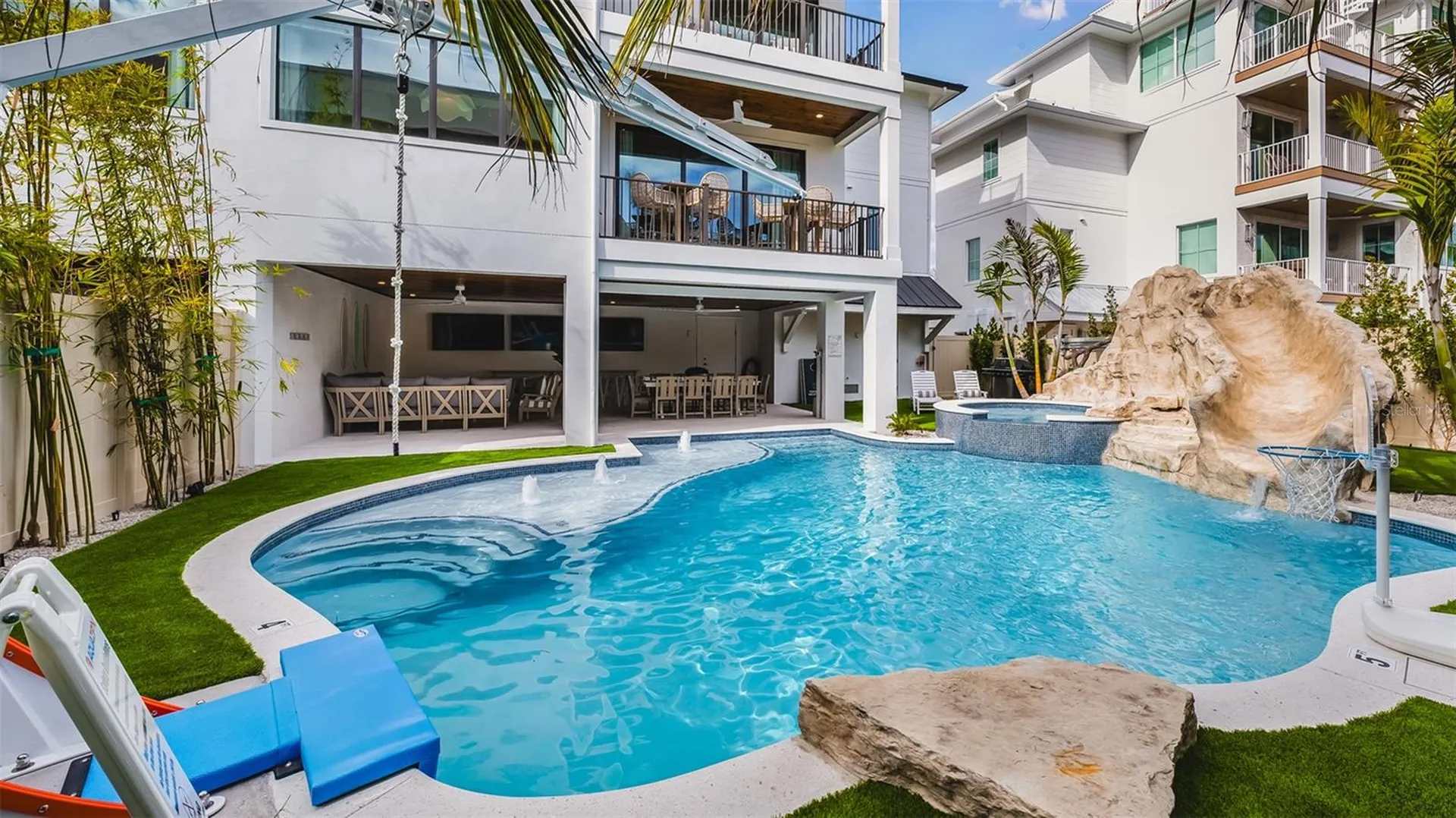 1142 Windsong Lane Sarasota FL 34242