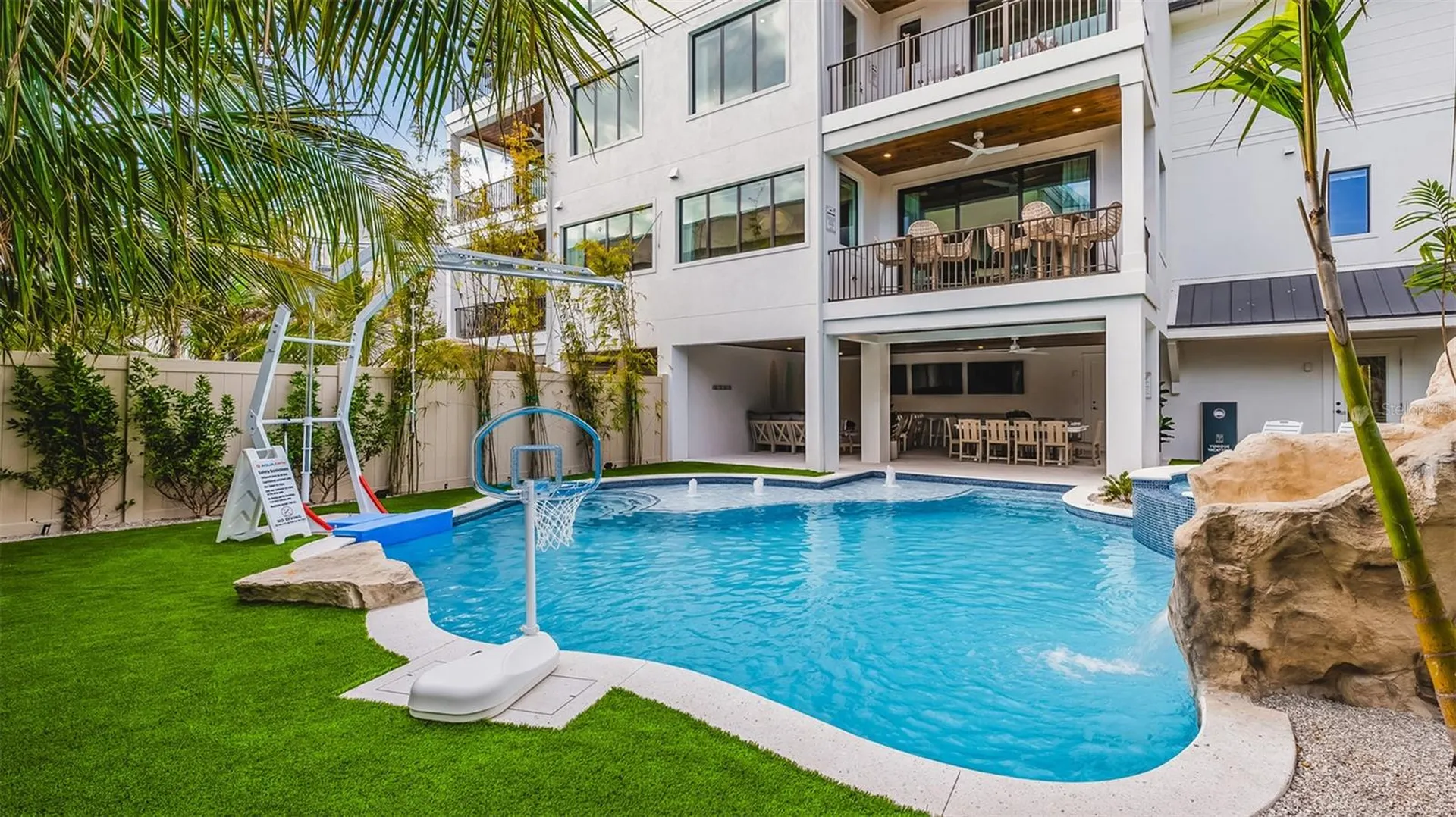 1142 Windsong Lane Sarasota FL 34242