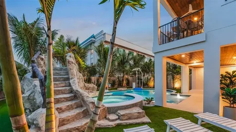 1142 Windsong Lane Sarasota FL 34242