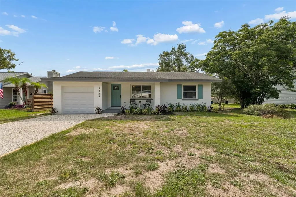 5029 19th Street Zephyrhills FL 33542