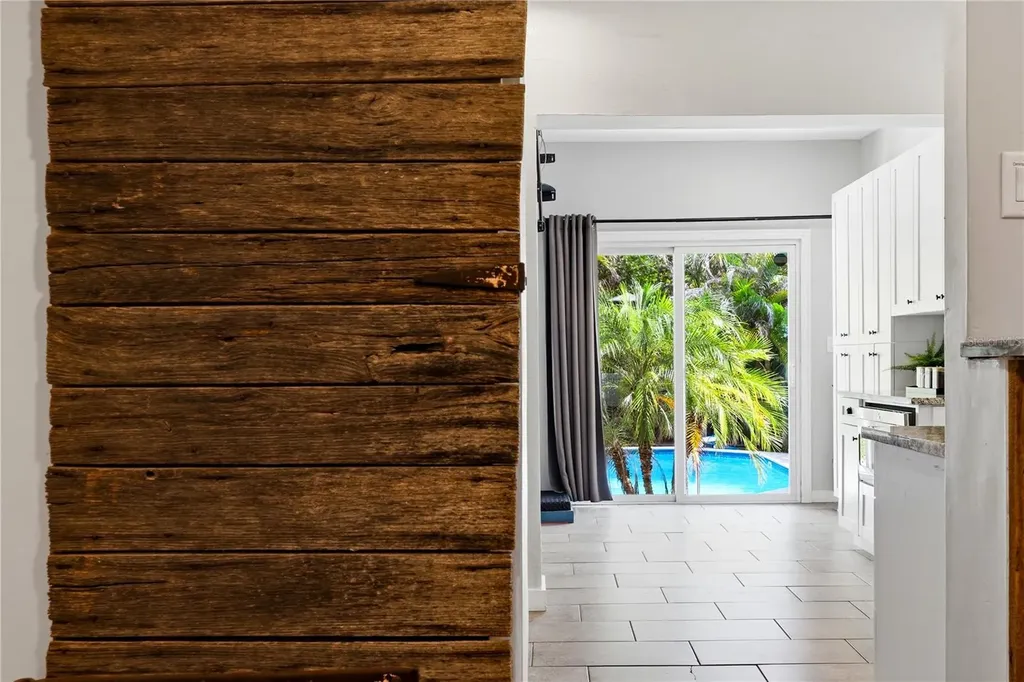 709 W Peninsular Street Tampa FL 33603